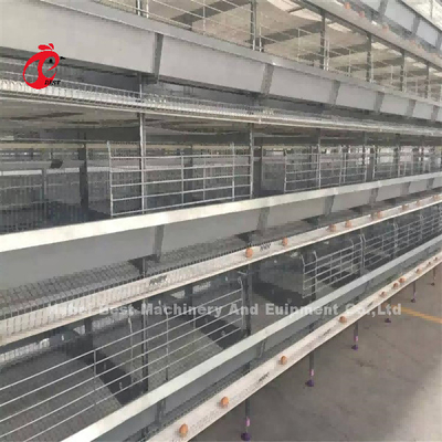 Un tipo gabbia in batteria di 120 polli A di strato dell'attrezzatura Mia del pollame